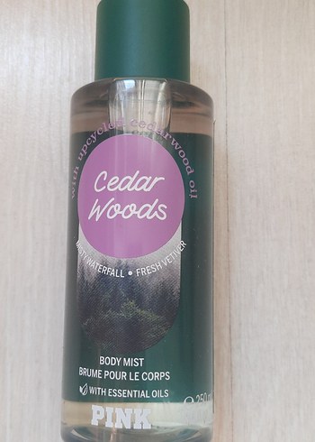 Victoria's Secret Cedar Woods Vücut Spreyi