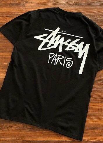 Stussy tshirt