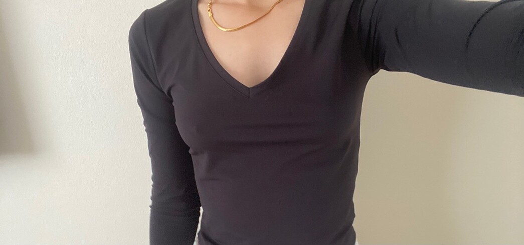m Beden çeşitli Renk Siyah ve beyaz v yaka body