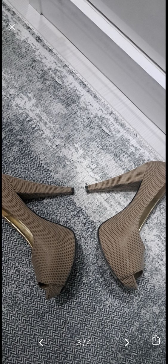 Kadın topuklu krem renk ayakkabı - Görsel 3