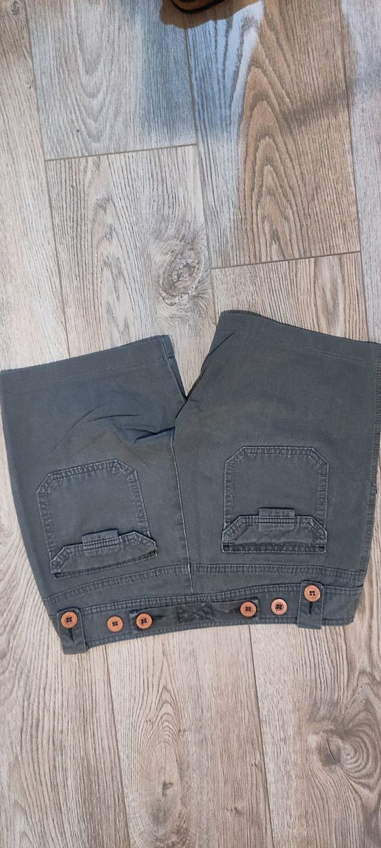 Gri Düğmeli Hamile Mini Şort - Görsel 2