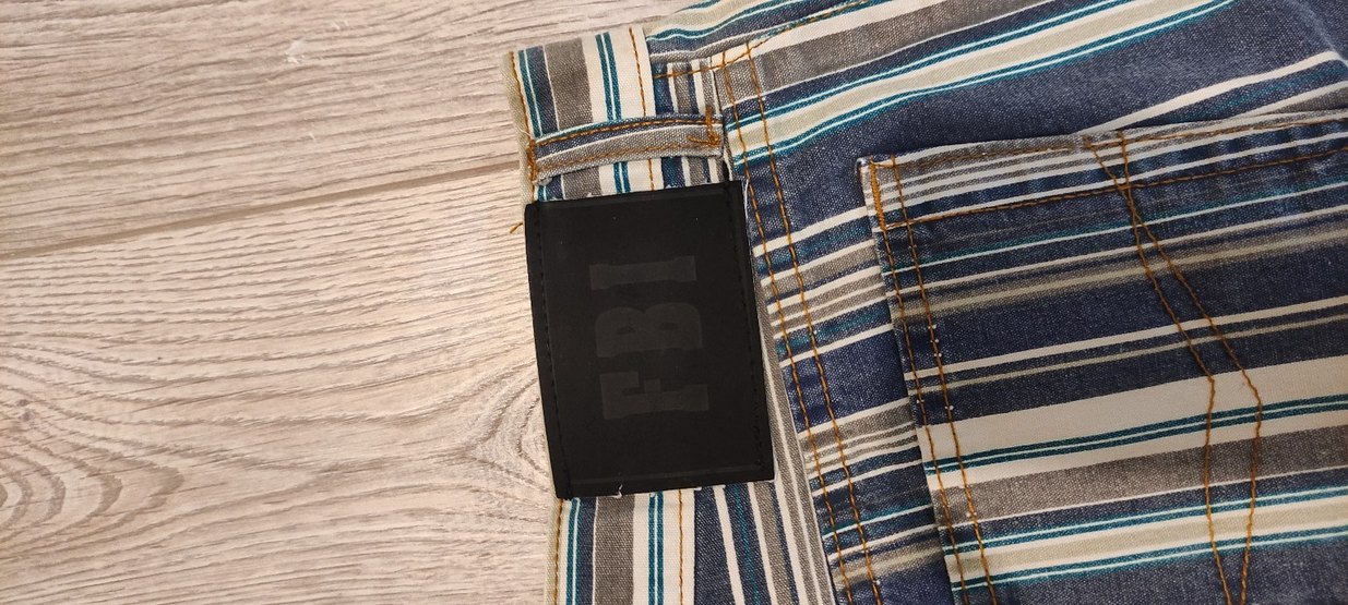 Çizgili Kemerli Hamile Kot Şort - Görsel 3