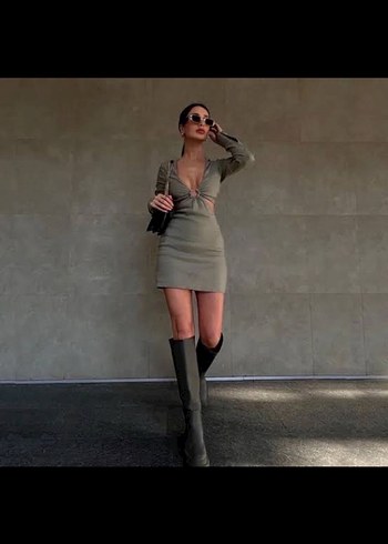 Zara elbise 1-2 defa giyildi mükemmel bir elbise - Görsel 2