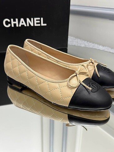 Chanel Chanel Kapitone Babet