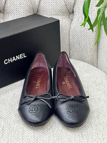 38 Beden CHANEL BABET