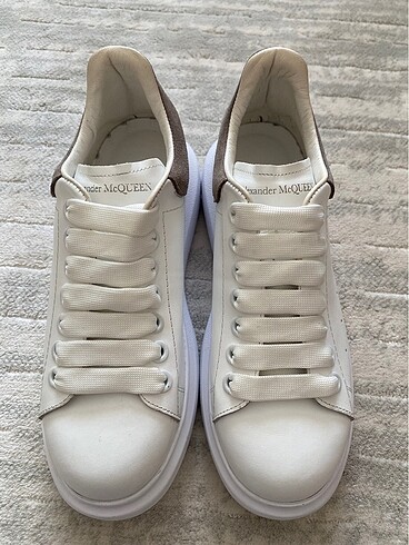 Alexander McQueen Alexander McQueen