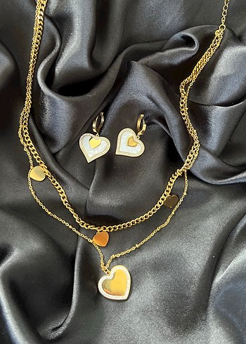 Altın Renk Zincir Detaylı Mini Kalp Kolye ve Küpe Kolye-Küpe Set