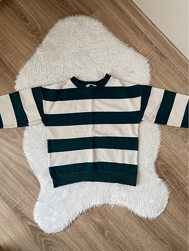 HM sweatshirt