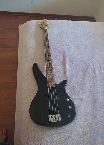 Beden Renk Yamaha Elektro gitar