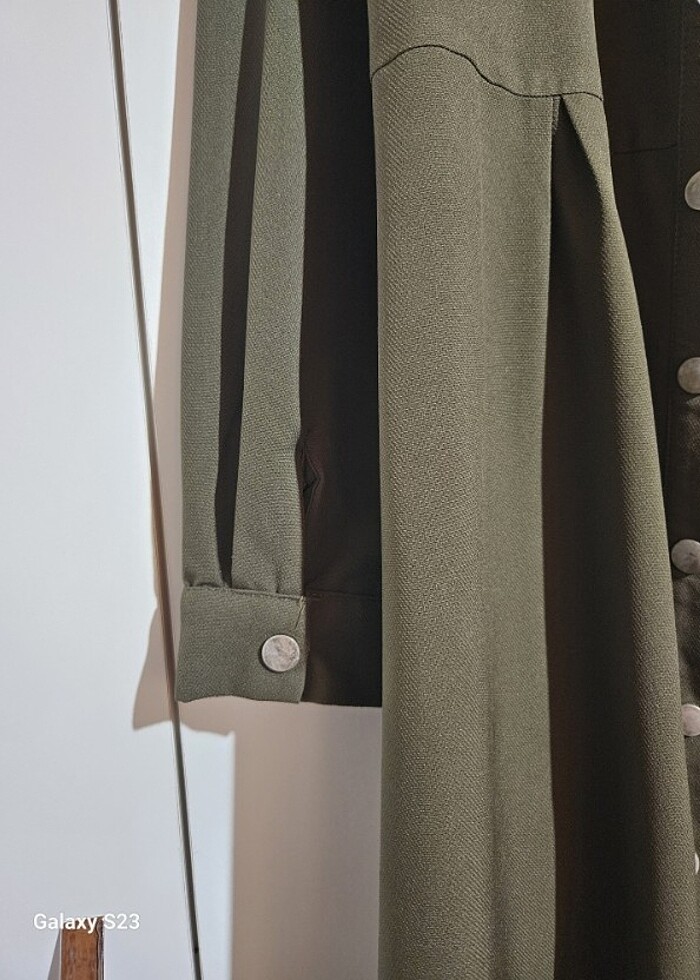 Haki yeşili uzun ferace / tunik  - Görsel 4
