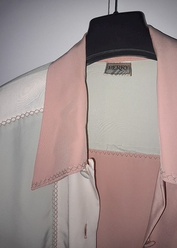 Pudra Beyaz Düğmeli Uzun Kollu Kadın Gömlek M - Görsel 2