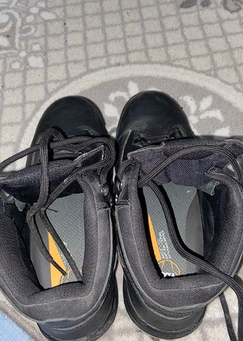 Siyah erkek bot - Görsel 8