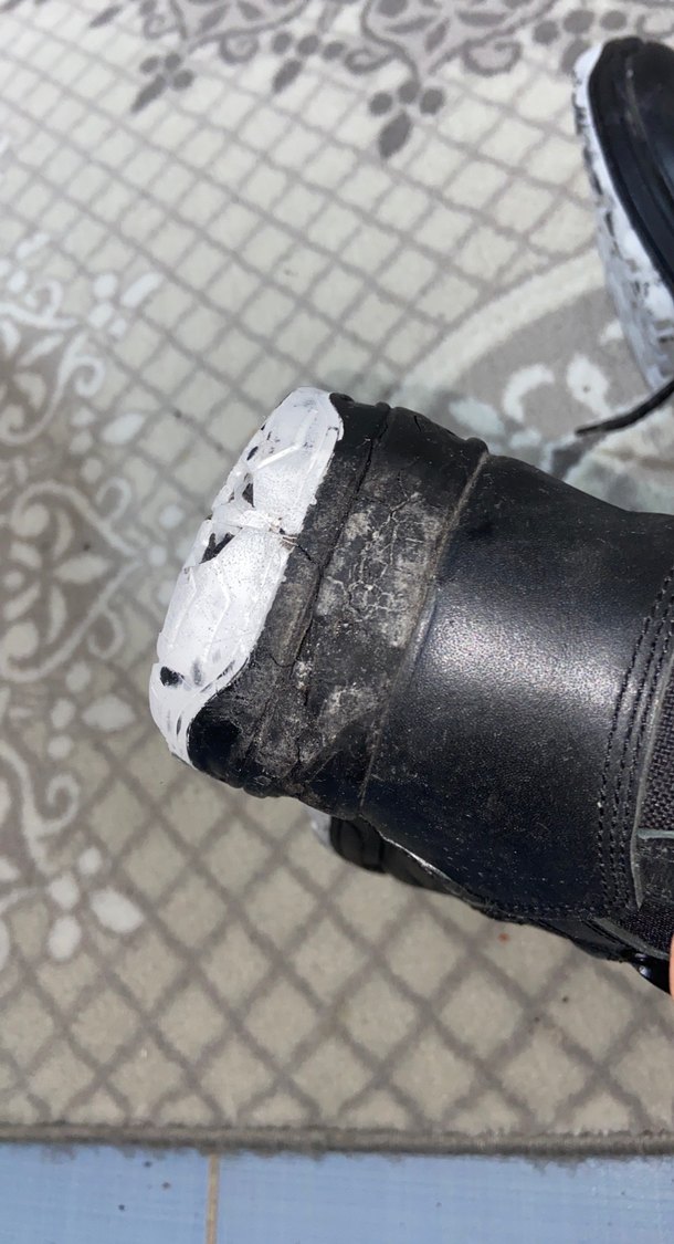 Siyah erkek bot - Görsel 5