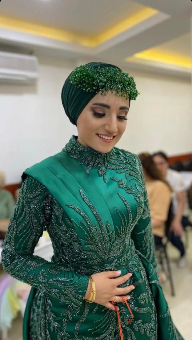 Nişanlık kınalık demonteli abiye - Görsel 3