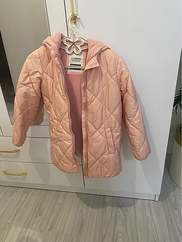 LC Waikiki Mont