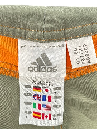l Beden çeşitli Renk Adidas Mini Şort %70 İndirimli.