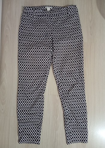 36 Beden Kadın Gri Baskılı Midi Kumaş Pantolon