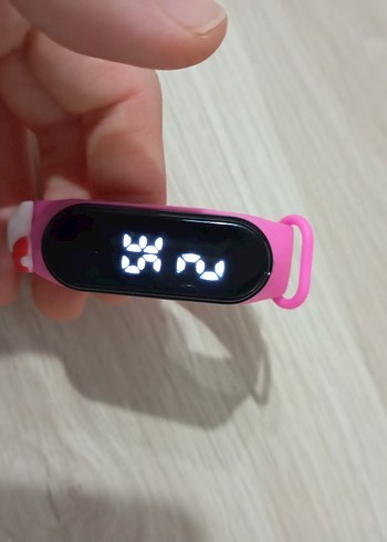 Diğer Renkli Pembe çocuk saat