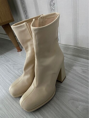 38 Beden Bershka bot