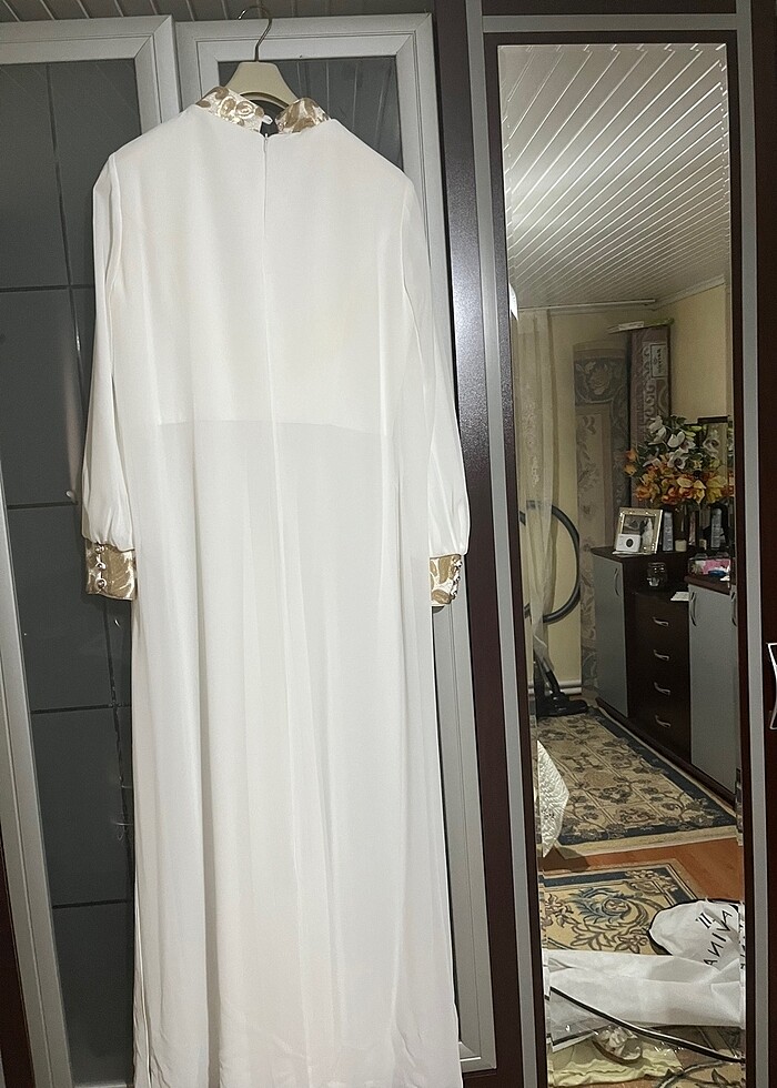 Alvina Beyaz kol ve bel detaylı elbise - Görsel 3