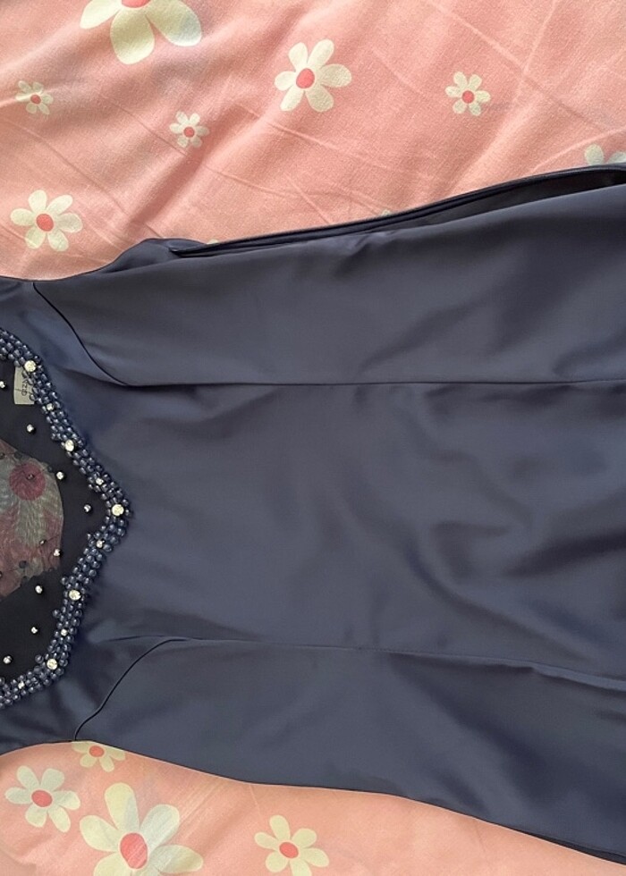 Saten midi boy önde taş detaylı elbise - Görsel 3