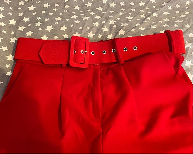 Kırmızı Yüksek Bel Kemerli Pantolon