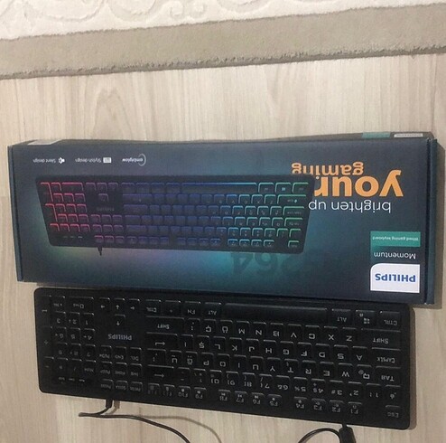 Philips kablolu oyun klavyesi