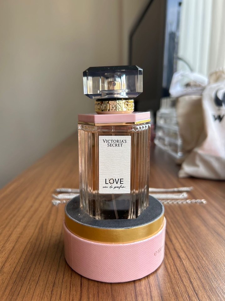 Victoria's Secret Love Kadın Parfümü - Görsel 3