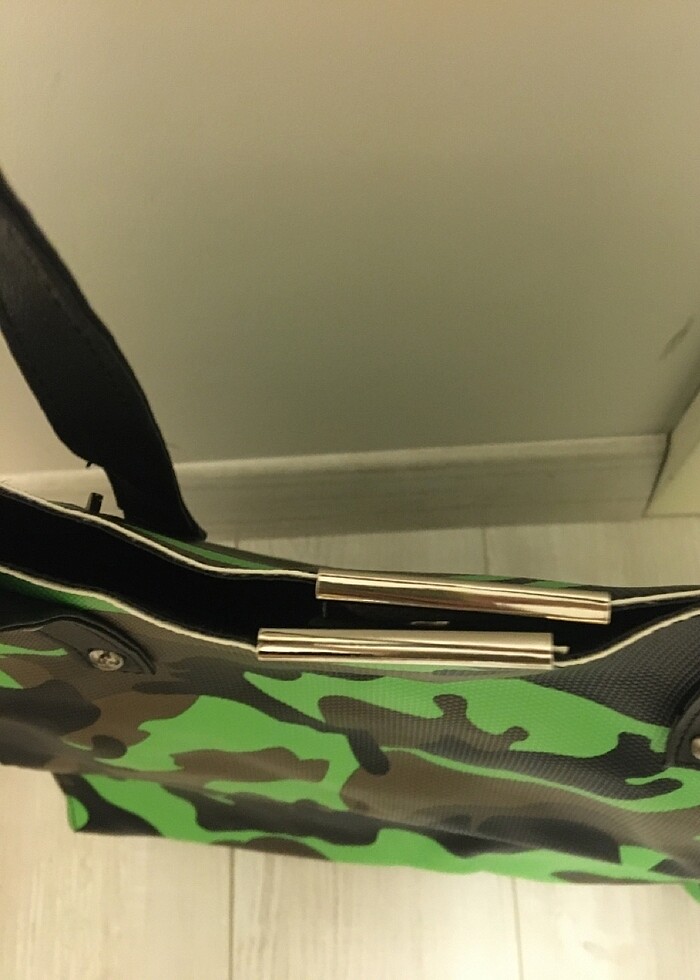 Yeşil kamuflaj desenli - Görsel 2