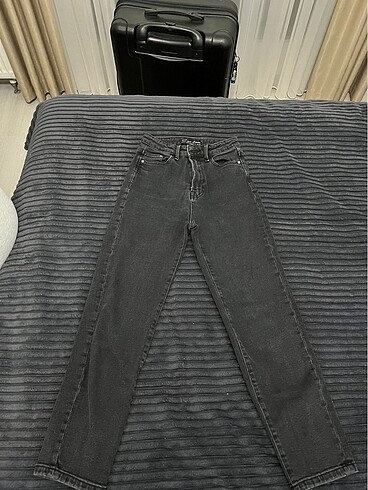 Stradivarius mom jean