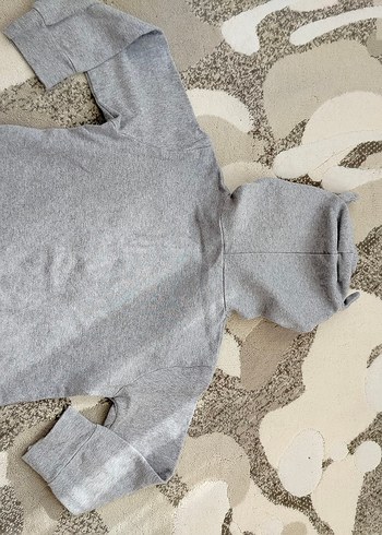 Düğmeli Kapüşonlu Erkek Çocuk Gri hırka - Görsel 2