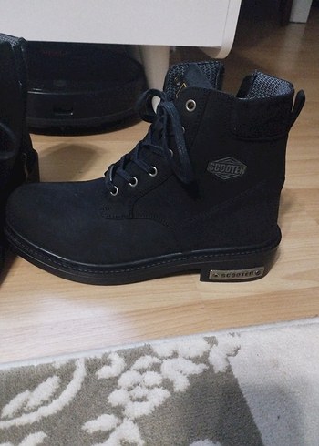 Siyah Erkek Bot - Görsel 6