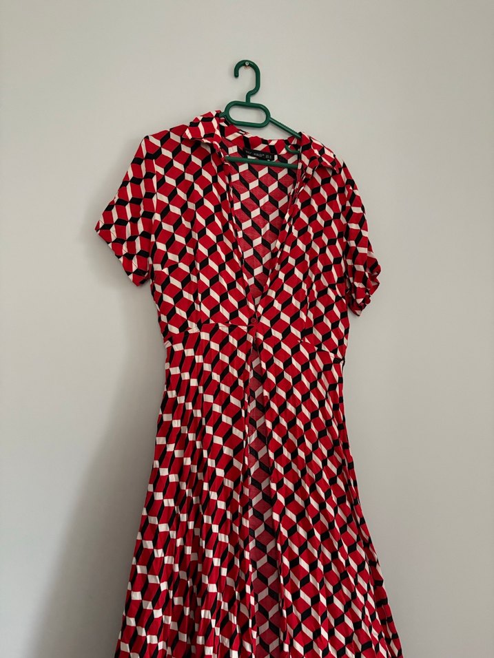 Kırmızı Desenli Düğmeli Kadın Gömlek - Görsel 3