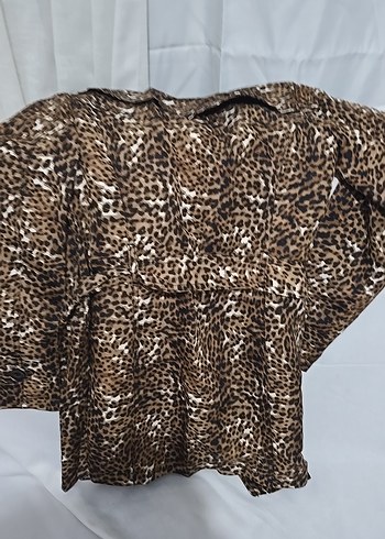 Leopar Desenli Kadın Kaban - Görsel 2