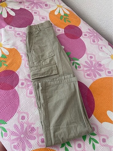 34 Beden pull and bear kargo pantolon