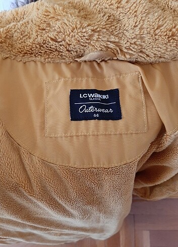 LC Waikiki Mont lcw