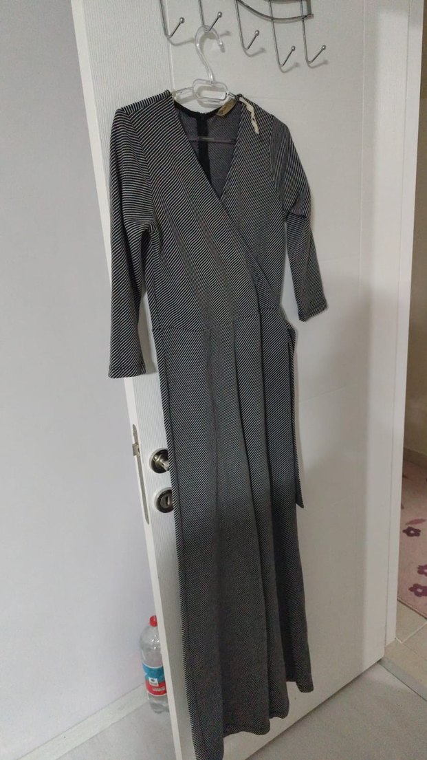 Gri Drapeli Uzun  Tulum - Görsel 2