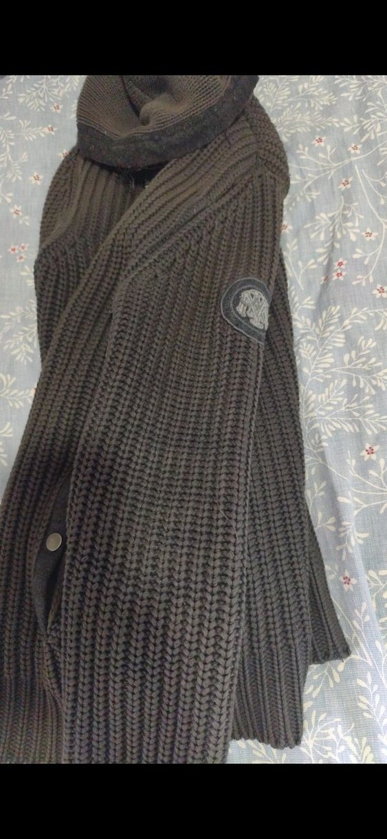 Mavi'den Köyü Gri Kapüşonlu Fermuarlı Erkek Hırka - Görsel 4