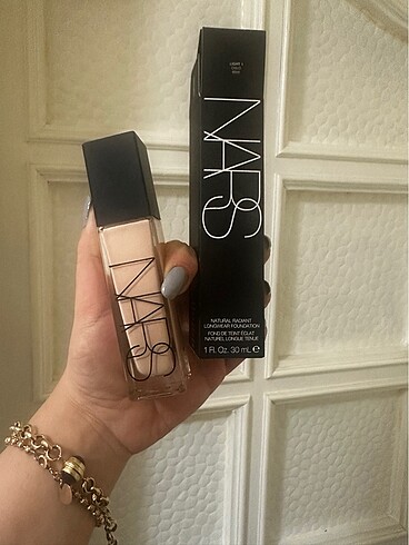 Nars fondöten