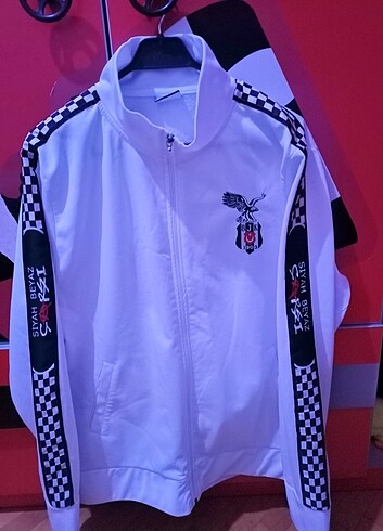 Beşiktaş Çarşı Hırka