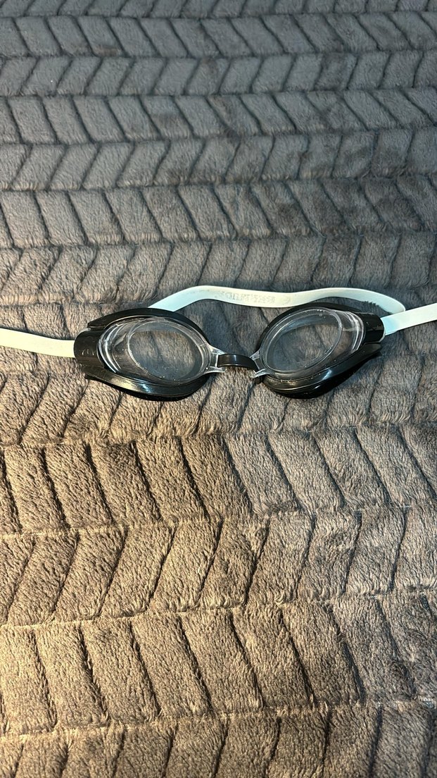 Gri Minimalist Yüzücü Gözlüğü - Görsel 2