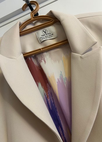 Bej Zincir Detaylı Blazer ceket ve pantolon - Görsel 4