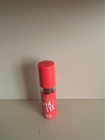 Avon bordo ruj