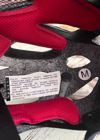 Kilitli Siyah Yılan Desenli bisiklet Kaskı - Görsel 2