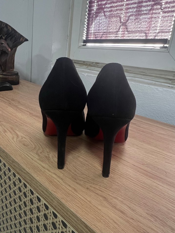 Siyah Süet Stiletto Topuklu Kadın Ayakkabı - Görsel 3