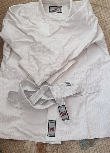 s Beden beyaz Renk #tekwando #judo #karate #savunmasanatları kıyafeti