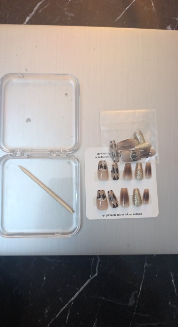 Bej Desenli Tırnak Süslemeleri Seti - Görsel 2
