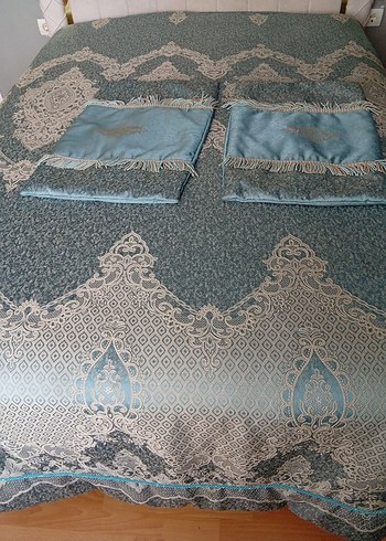 az,kullanılmış saten yatak örtüsü - Görsel 3