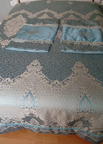 az,kullanılmış saten yatak örtüsü - Görsel 2