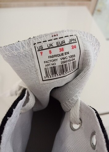 38 Beden siyah Renk Converse ayakkabı 